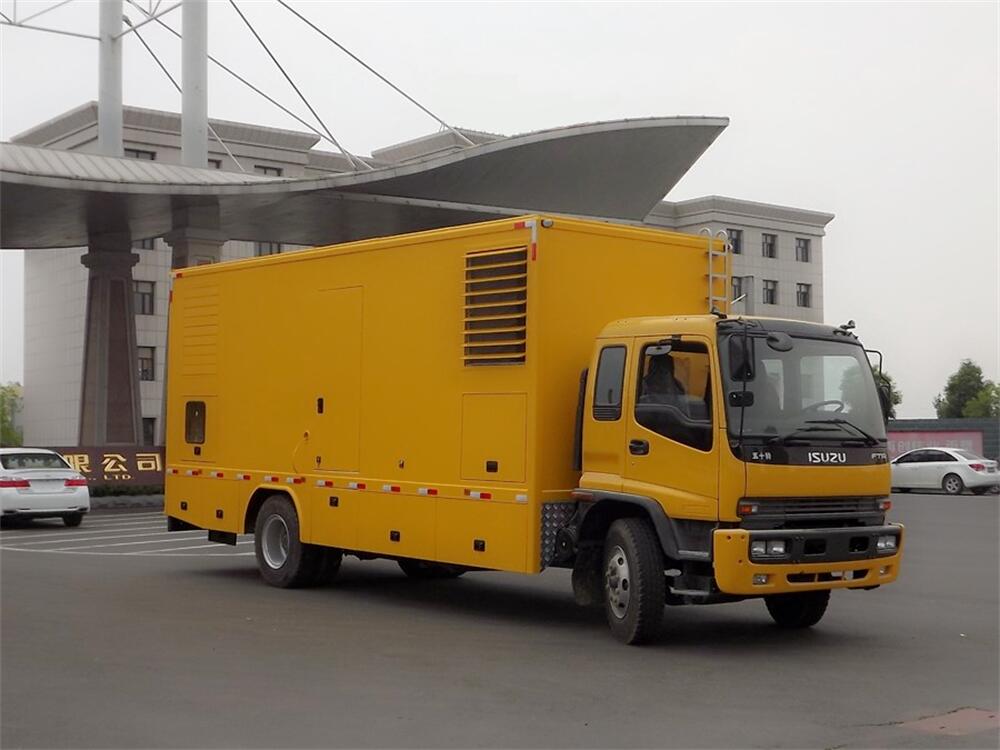 移動應急發電車-五十鈴FTR移動應急發電車