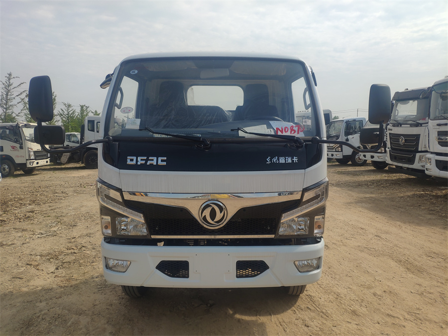 東風小福瑞卡（3308，錫柴130）國六 內飾照片圖