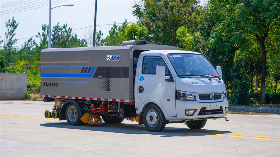 4方東風(fēng)途逸新能源純電動(dòng)洗掃車 凱力